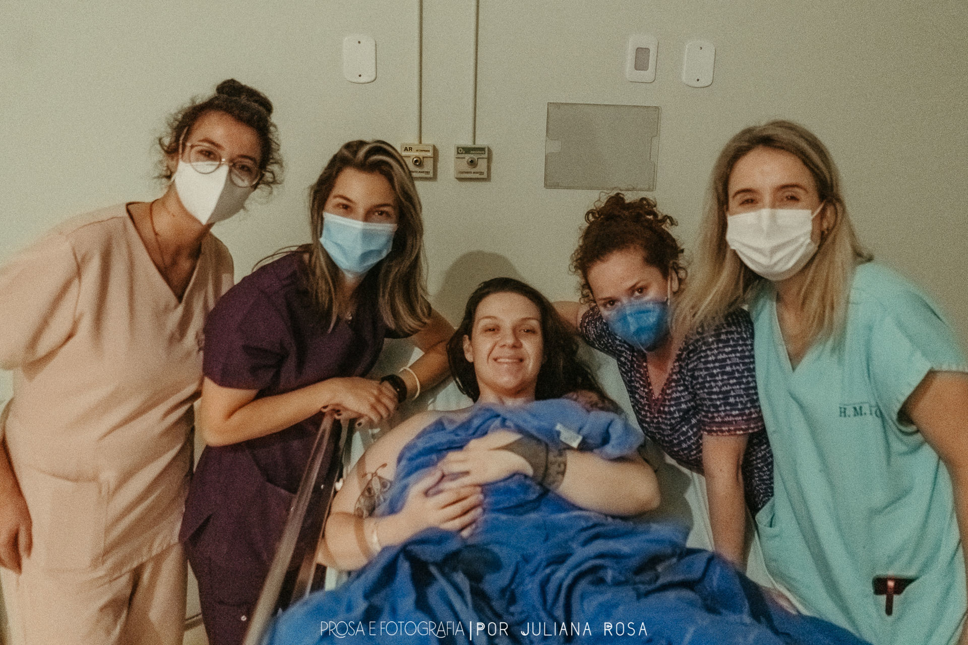 Foto Relato de Parto Lenina - Parto Humanizado no Hospital Frei Galvão Foto Relato de Parto Lenina - Parto Humanizado no Hospital Frei Galvão - Imagem 14