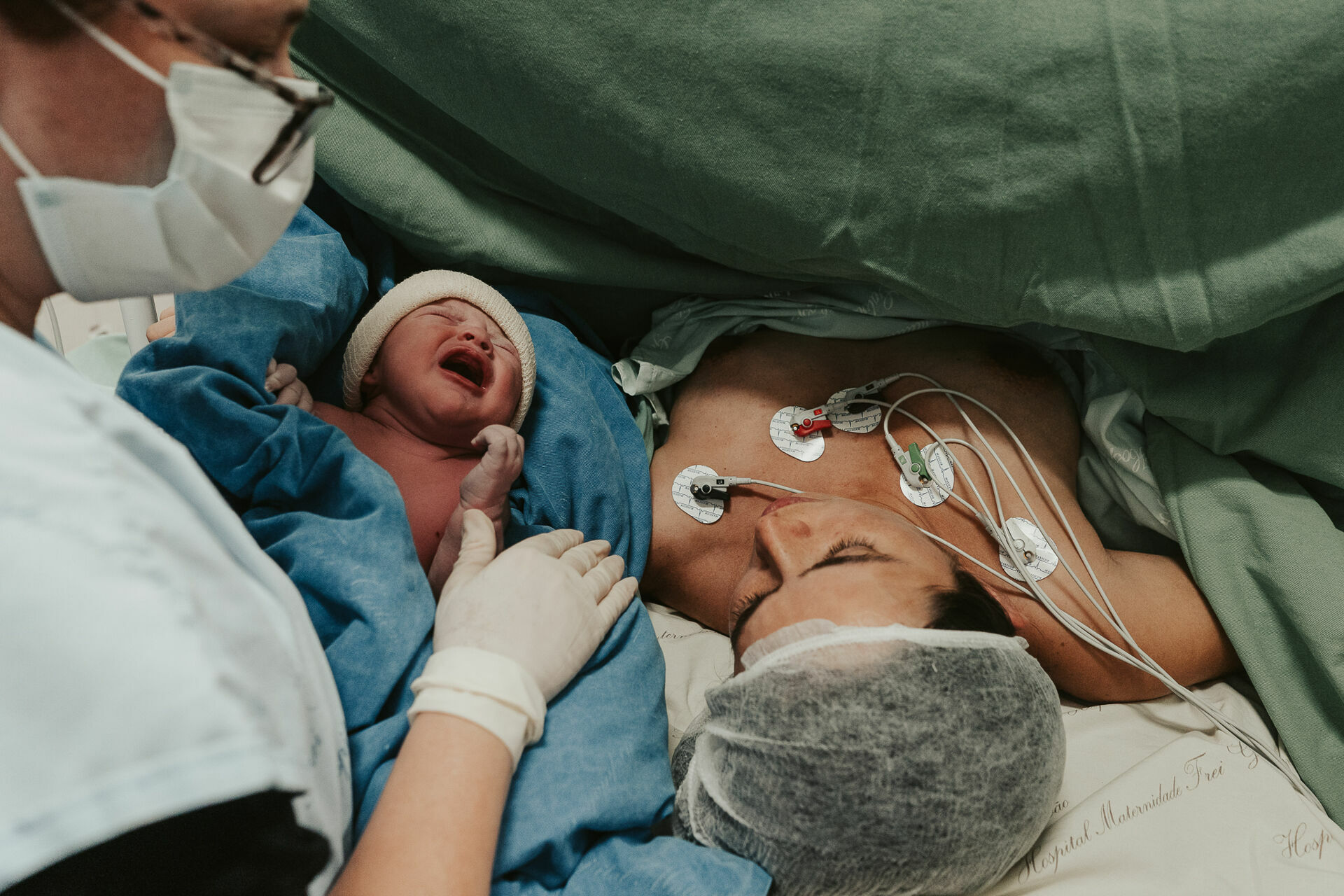 Foto Cesárea Intraparto no Hospital Frei Galvão em Guará - SP Foto Cesárea Intraparto no Hospital Frei Galvão em Guará - SP - Imagem 38