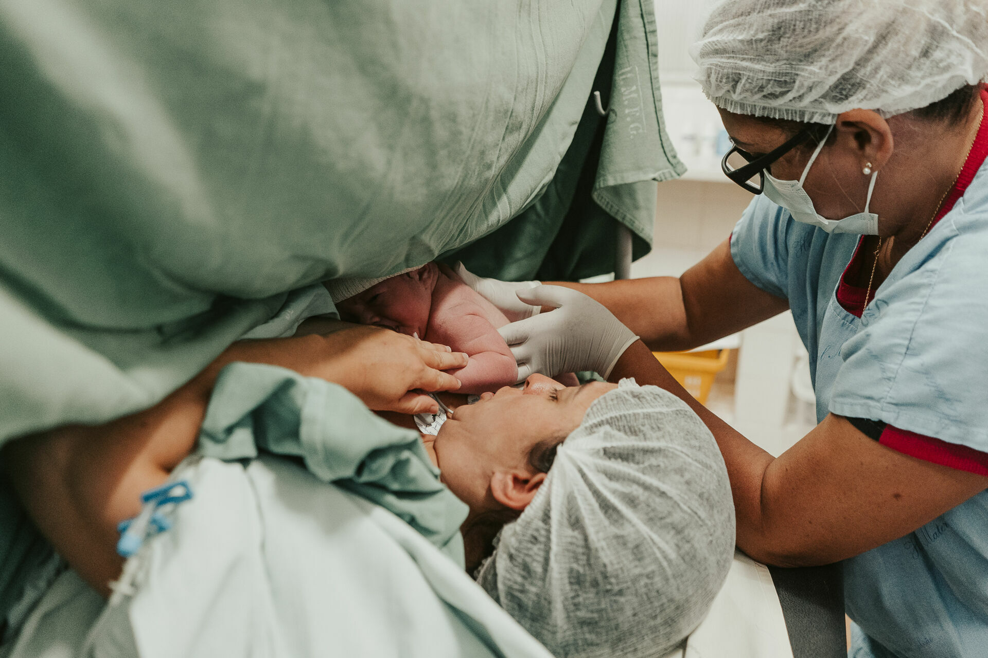 Foto Cesárea Intraparto no Hospital Frei Galvão em Guará - SP Foto Cesárea Intraparto no Hospital Frei Galvão em Guará - SP - Imagem 47