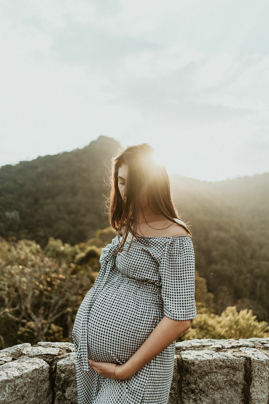 Foto Inspirações de poses para gestantes na natureza Foto Inspirações de poses para gestantes na natureza - Imagem 10