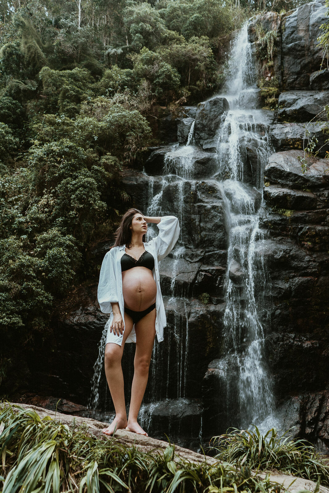 Foto Inspirações de poses para gestantes na natureza Foto Inspirações de poses para gestantes na natureza - Imagem 20